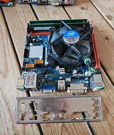 Scheda madre mini-itx PC intel dual core G3220 8gb