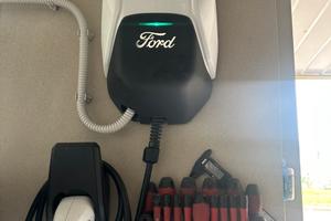 Wallbox Ford Originale 7,4KW con Cavo Tipo 2