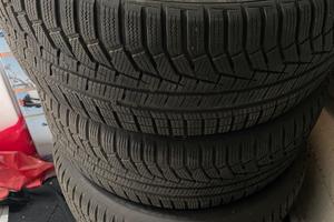 4 gomme Hankook W320 Winter i*cept evo2 225/55 R16