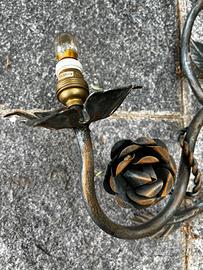 Coppia lampadari da muro.