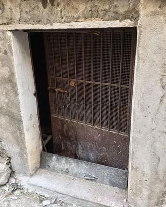 MAGAZZINO a TROPEA via Antonio Cutuli, 17