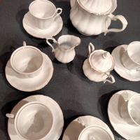 Servizio the porcellana e oro per 12