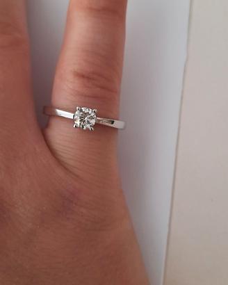 Anello solitario SZUL in oro bianco con diamante