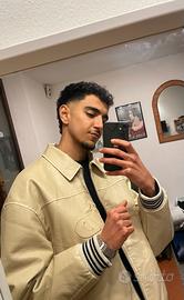 Aiuto cameriere / comis di salla