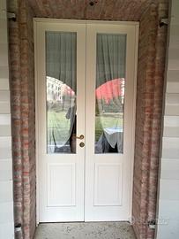 Serramenti in legno laccato bianco