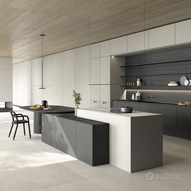 Cucina con isola centrale+5 colonne – come disegno
