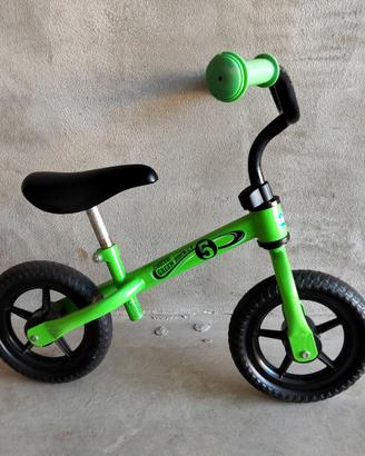 Bicicletta senza pedali
