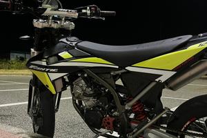 Fantic 125 4T motard