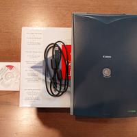 Canon Canoscan LiDE 20 con scatola