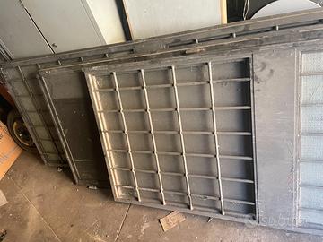 Set completo di porte blindate a soffietto