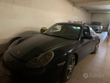 Porsche 911 996 carrera 4