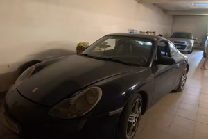 Porsche 911 996 carrera 4