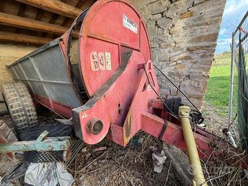 Attrezzatura agricola