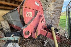 Attrezzatura agricola