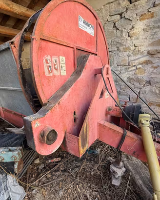 Attrezzatura agricola