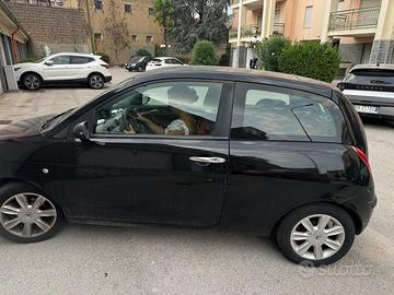 Lancia y nera