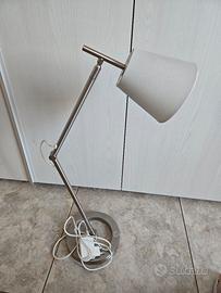 Lampada da tavolo a led Ikea