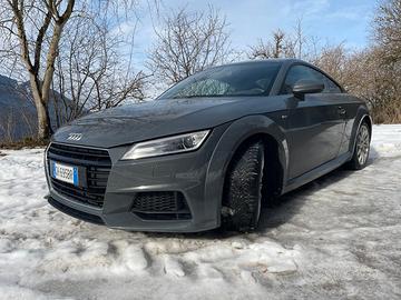 Audi TT 2.0 TDI Ultra S-Line 