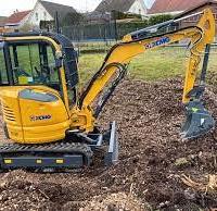 Scavazione giardi miniruspetta,San Bonifacio ezone