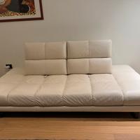 Divano in pelle bianco due posti