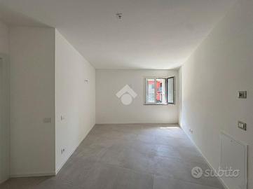 2 LOCALI A VILLONGO