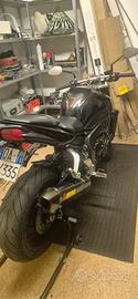 Moto yamha fz1 