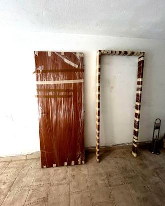 Porta interna in legno + telaio