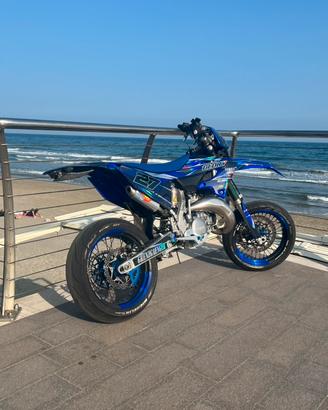 yz 125 motard tripla omologazione