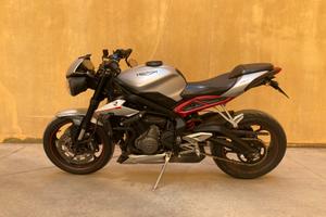 Triumph street triple