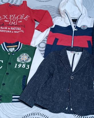 Lotto 5 capi abbigliamento  4/6 anni