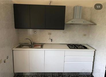 Cucina tavolo da pranzo