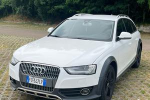 Audi A4 allroad 3.0 V6 tdi Advanced