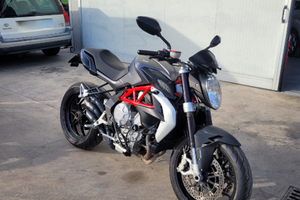 Mv Augusta Brutale 800