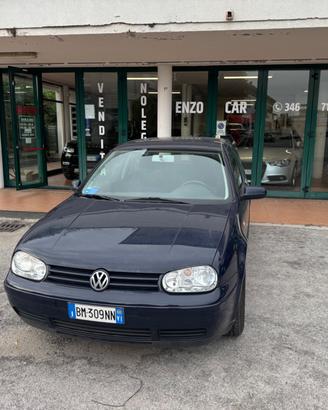Volkswagen Golf 1.6 cat 3 porte