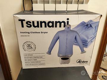 Tsunami I asciuga e stira camicie 