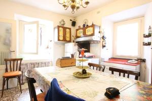 CASA SEMINDIPENDENTE A ALTA VALLE INTELVI