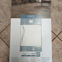 piastrelle adesive pvc