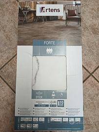 piastrelle adesive pvc