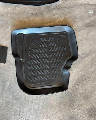 Set tappetini auto per JEEP AVENGER