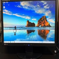 Monitor LG 19” LCD