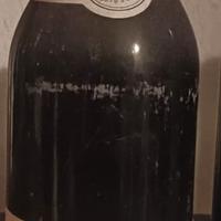Egri Bikaver vino rosso ungherese 1993 collezione