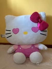 Hello Kitty gigante