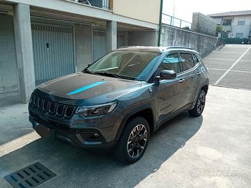 jeep compass 1.3 turbo t4 phev Trailhawk 4xe 4x4