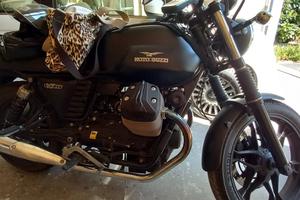 Moto Guzzi V7 II - 2015