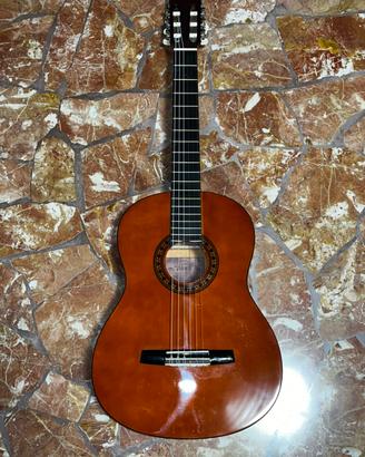 Chitarra classica + Custodia + Poggiapiede