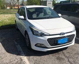 HYUNDAI i20 2ª serie - 2015