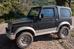 Suzuki Samurai