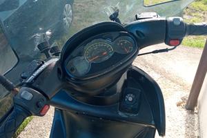 scooter Yamaha Majesty 180