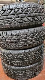 235.55.17  103V. Gomme Neve Allseason usate.