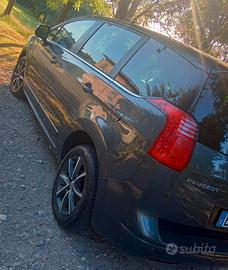 PEUGEOT 5008 1ª serie - 2013